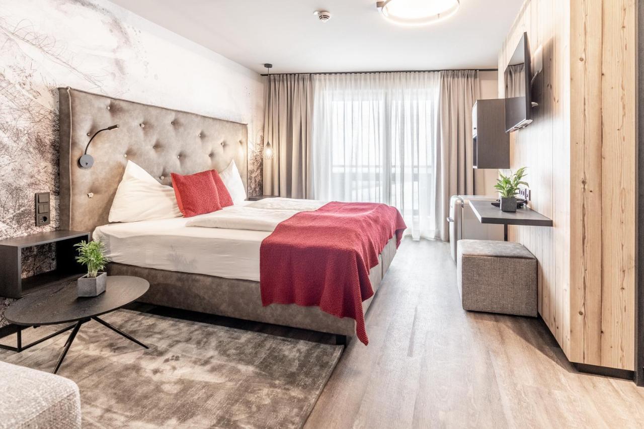 Hotel Astrid - Inklusive Kostenfreier Jokercard Saalbach-Hinterglemm Dış mekan fotoğraf