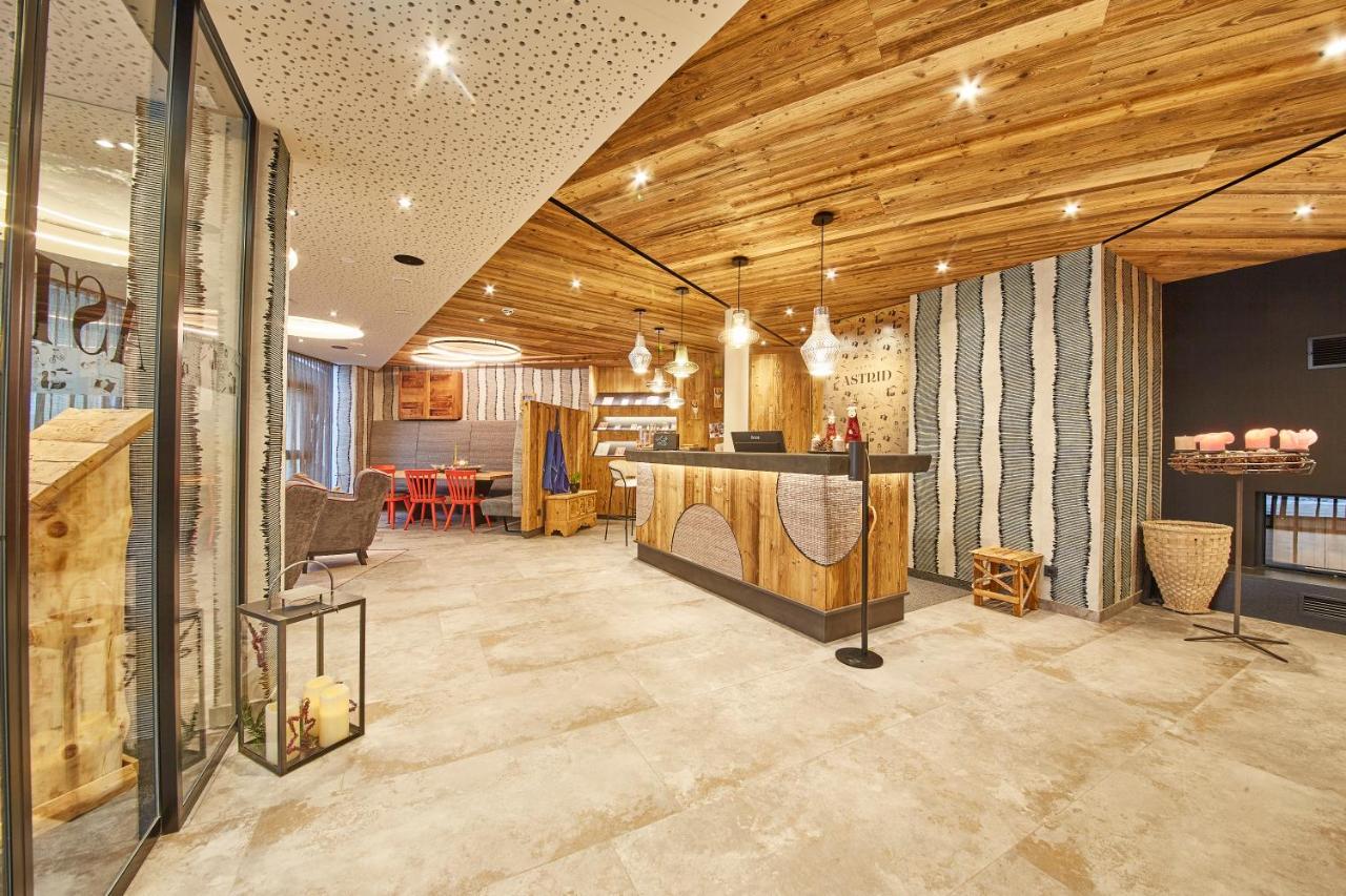 Hotel Astrid - Inklusive Kostenfreier Jokercard Saalbach-Hinterglemm Dış mekan fotoğraf